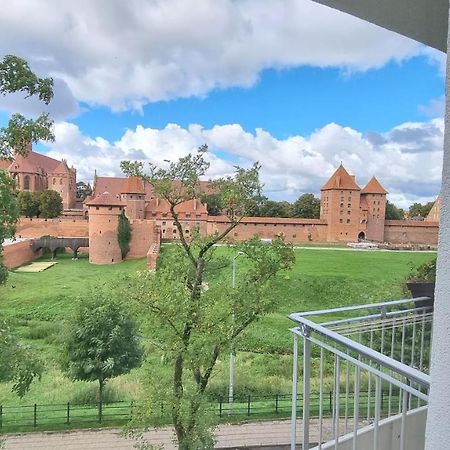 Apartament Okno Na Zamek Malbork Eksteriør bilde